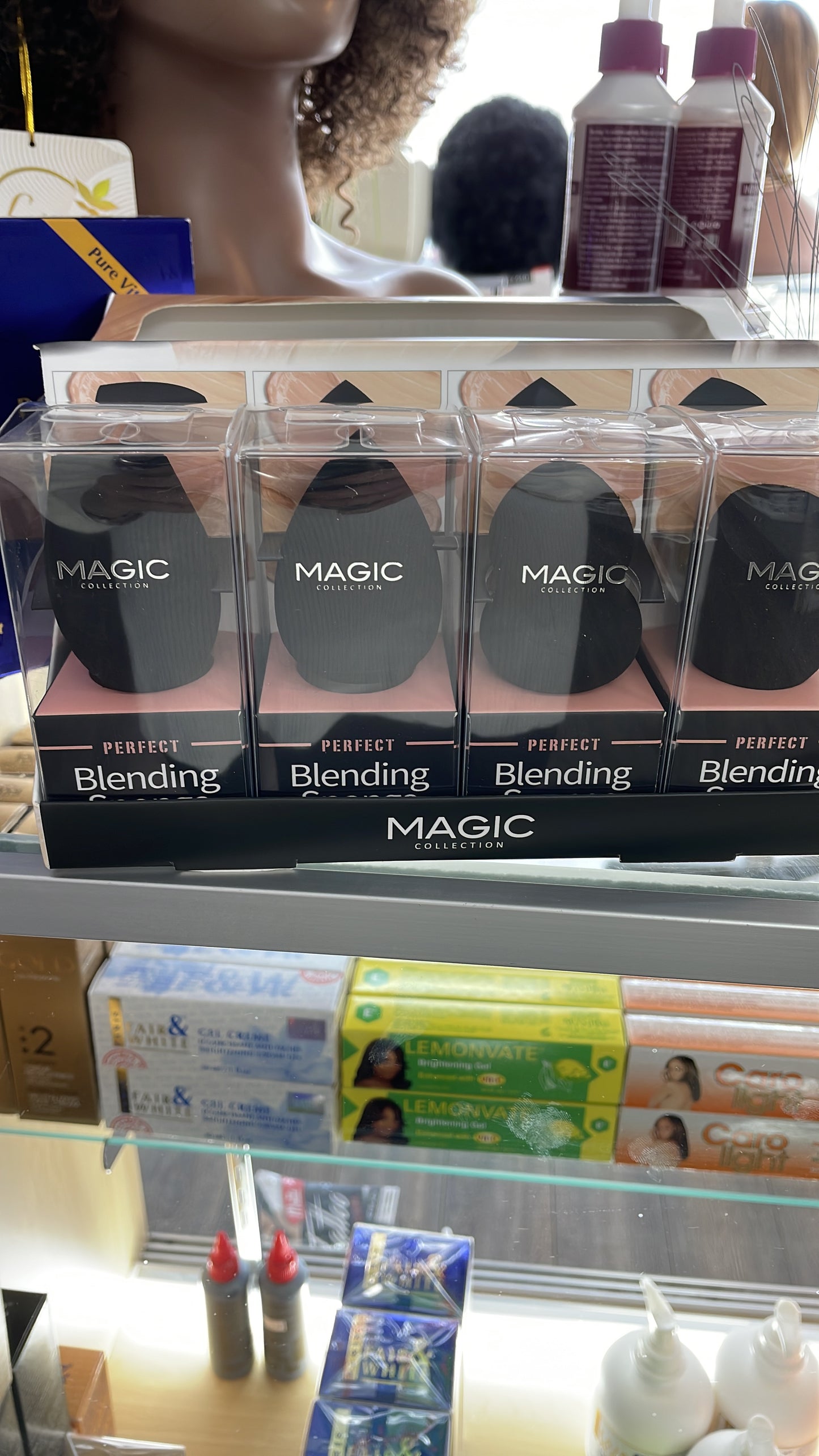 Magic blending sponge