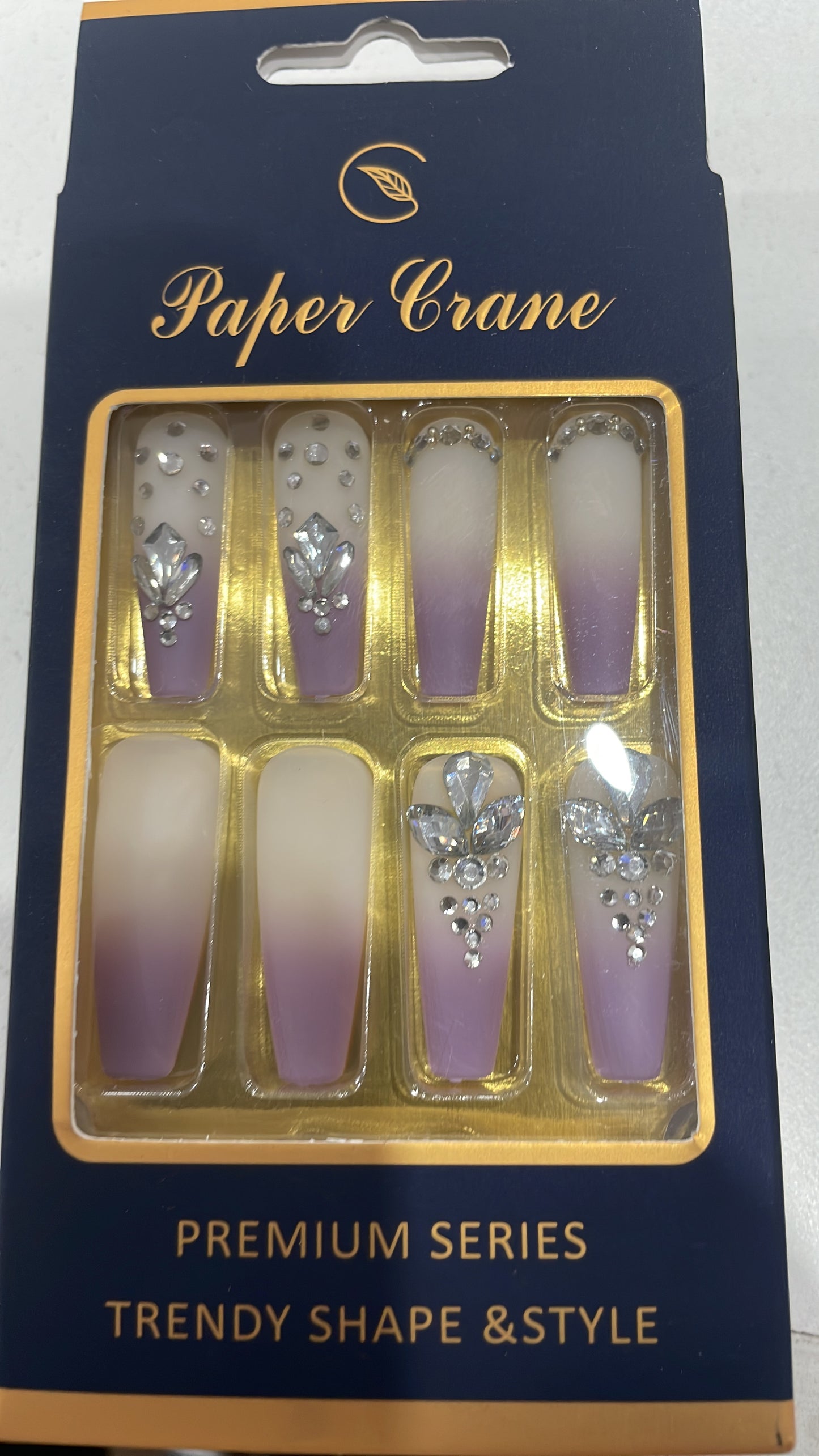 ONGLES QUEEN  LONG